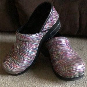 Crazy cute Dansko clogs
